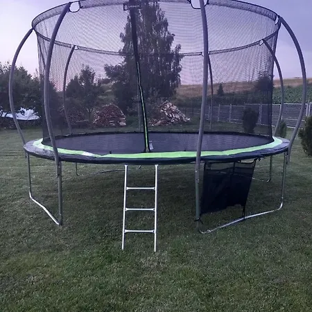 Brzozowa 9 雷泽沃